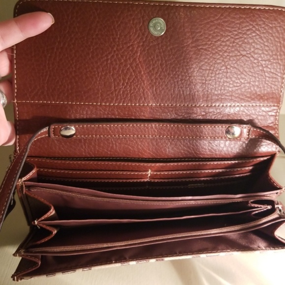 Great Summer Clutch-Crossbody!! - Picture 3 of 6